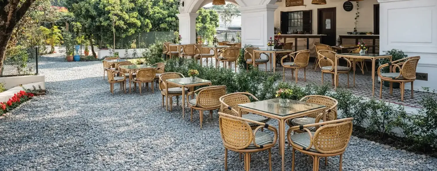 Outdoor Furniture in Delhi