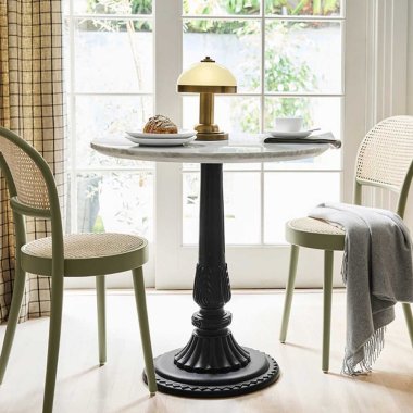 Cast Iron Tables Manufacturers in Delhi