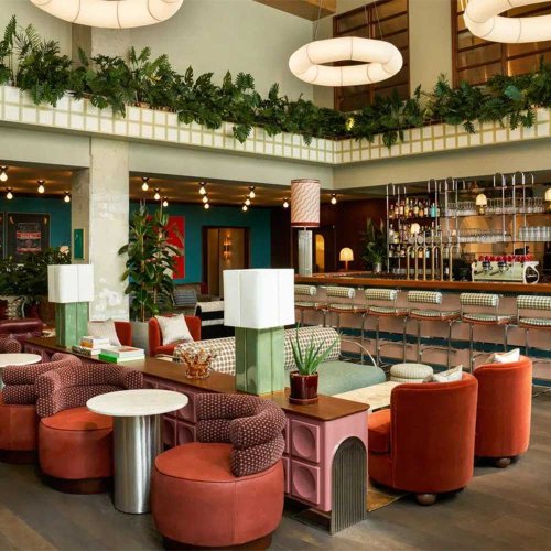 Lounge Chairs Manufacturers in Delhi