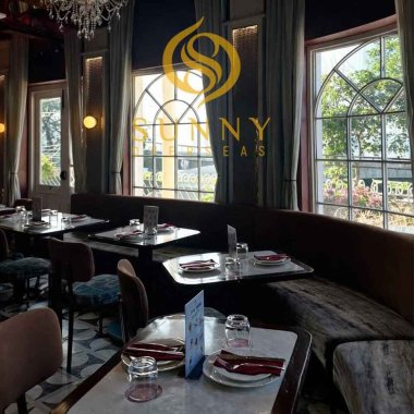 Daphnes Cafe Guwahati, Assam