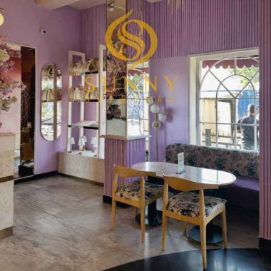 Daphnes Cafe Guwahati, Assam