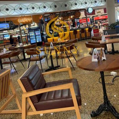 Mumbai Terminal 2 (Beer Stop Restaurant)