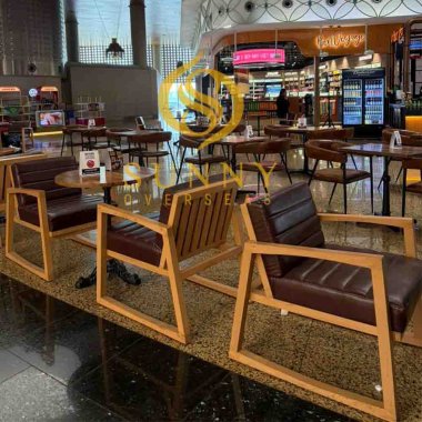 Mumbai Terminal 2 (Beer Stop Restaurant)